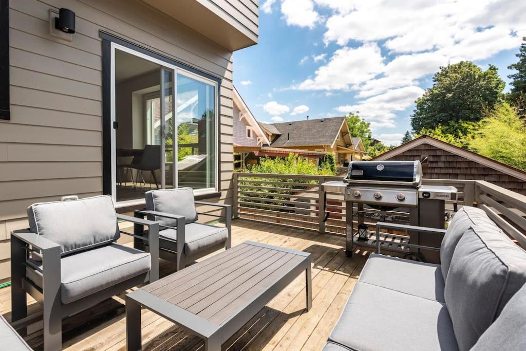 Comfy Family Home, Walkable Neighborhood + Patio! Portland Extérieur photo