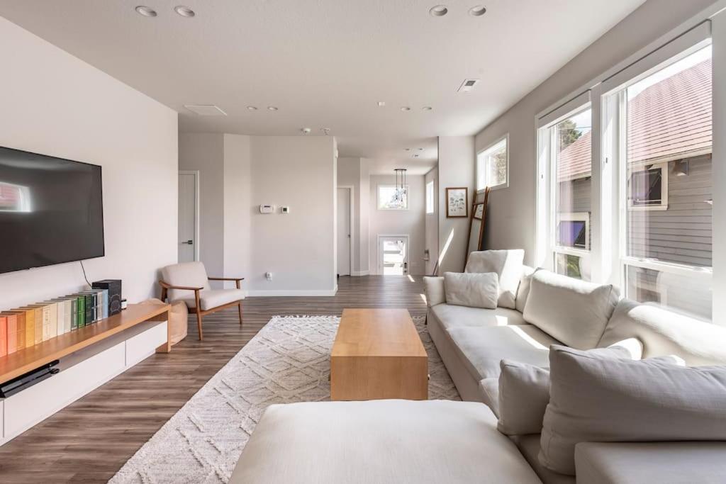 Comfy Family Home, Walkable Neighborhood + Patio! Portland Extérieur photo